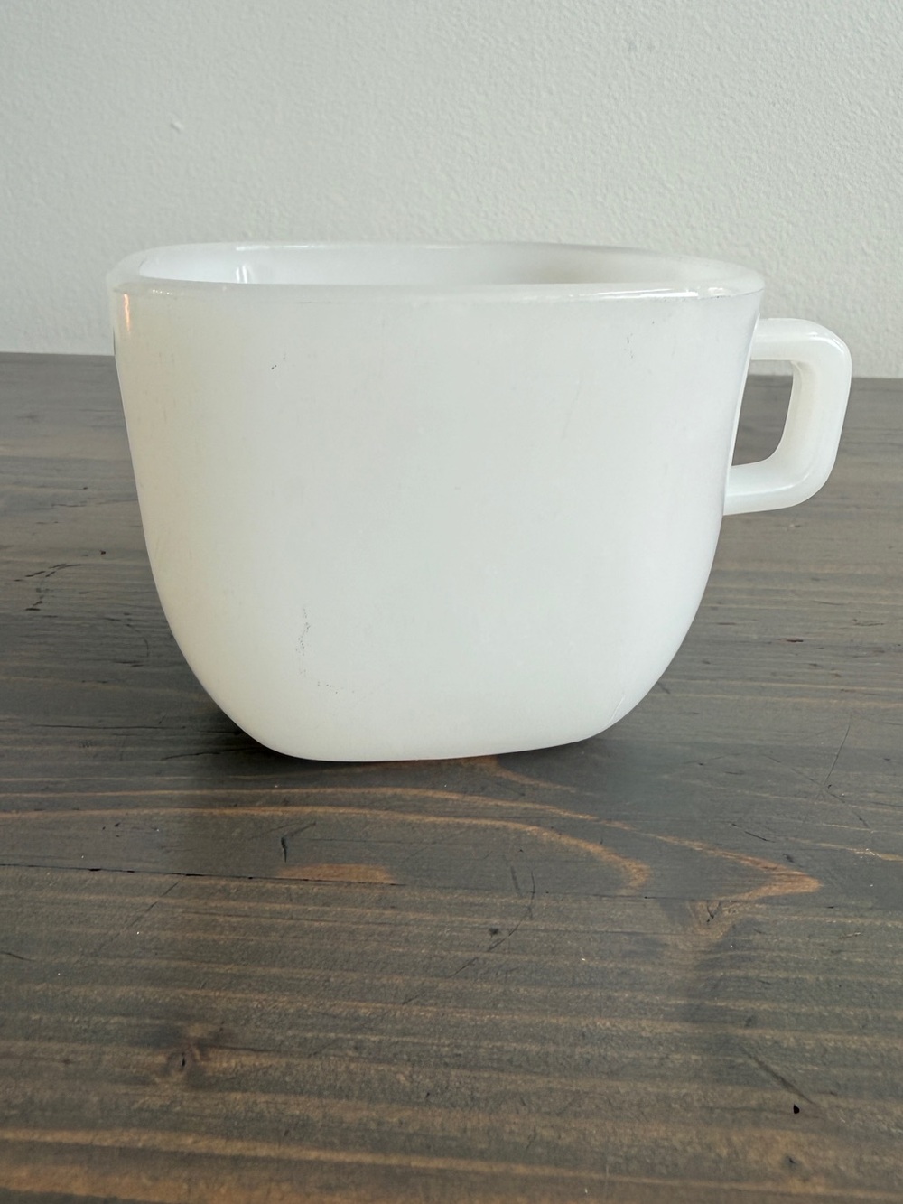Vintage milkglass mug